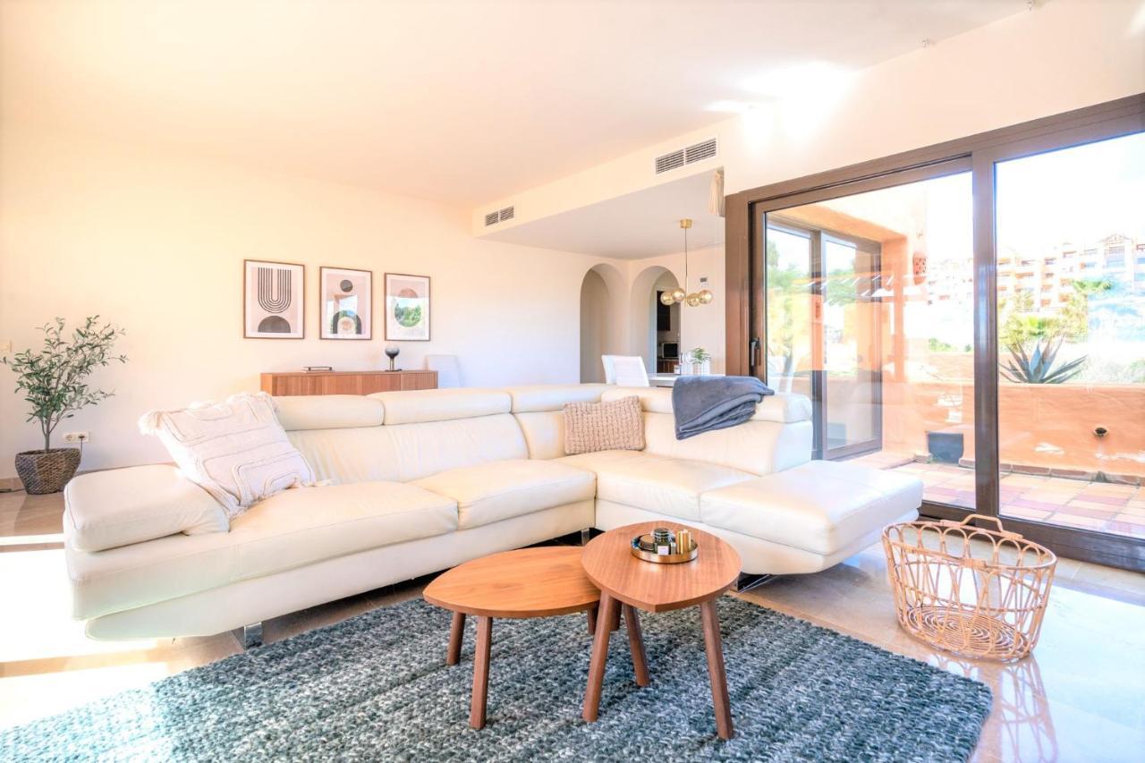 9 Penthouse With Amazing Sea Views, Close To Golf Manilva Duquesa ภายนอก รูปภาพ